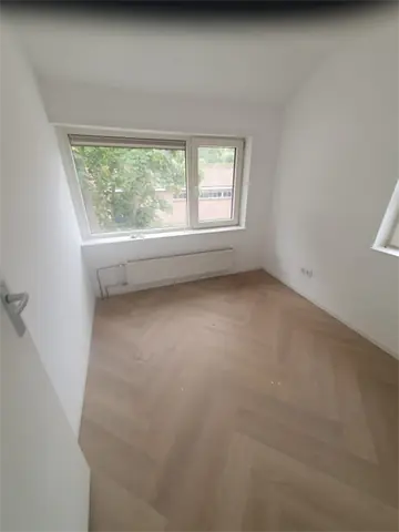 Casa de esquina en Kerkhoflaan, Sas Van Gent - En Alquiler