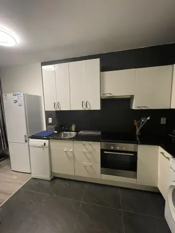 Apartamento amueblado en planta baja en Kantershof, Ámsterdam - En alquiler