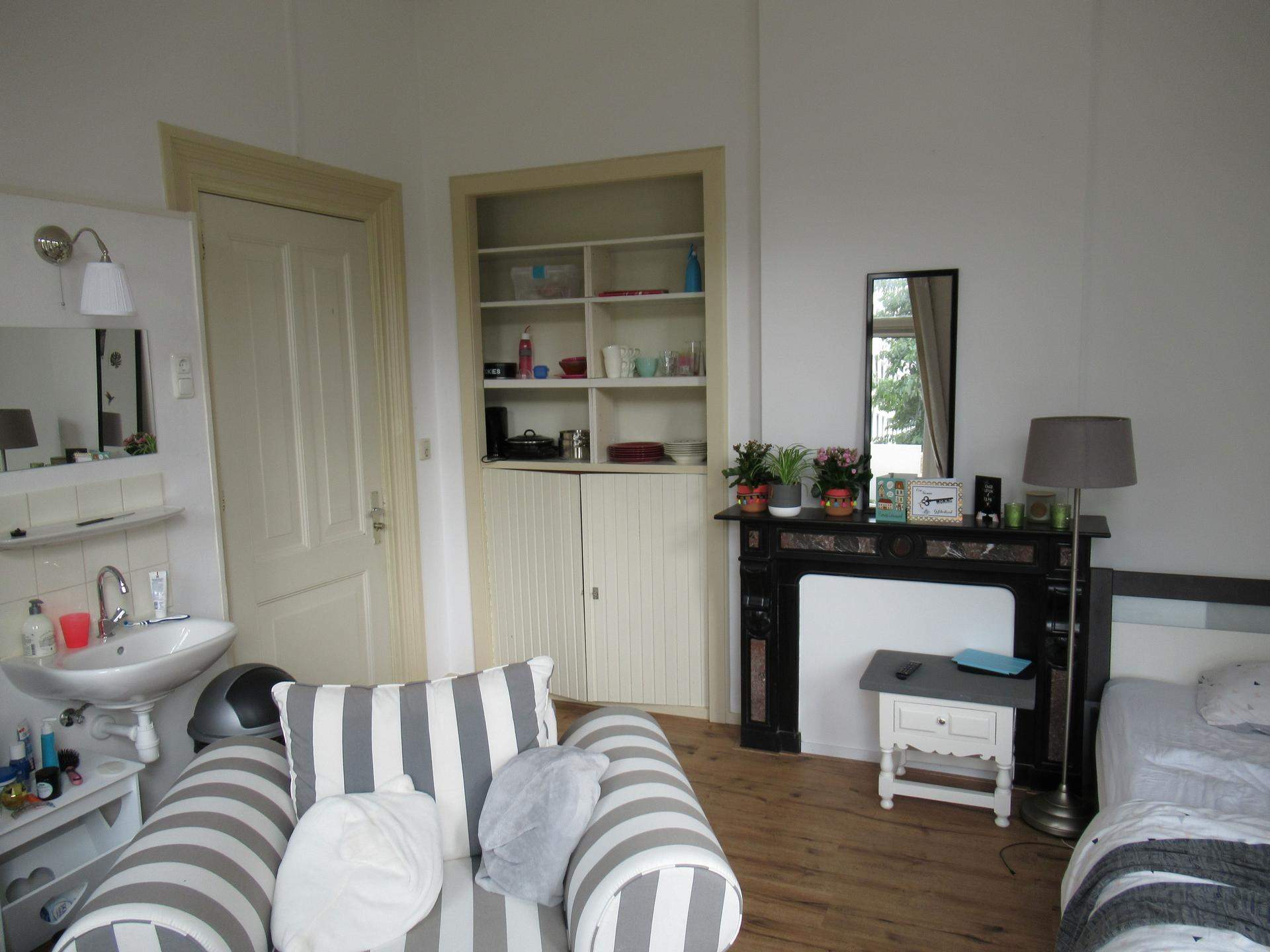 Bild 2 von 10