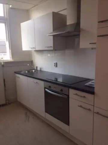 Chambre non meublée à louer, Westeinde, La Haye