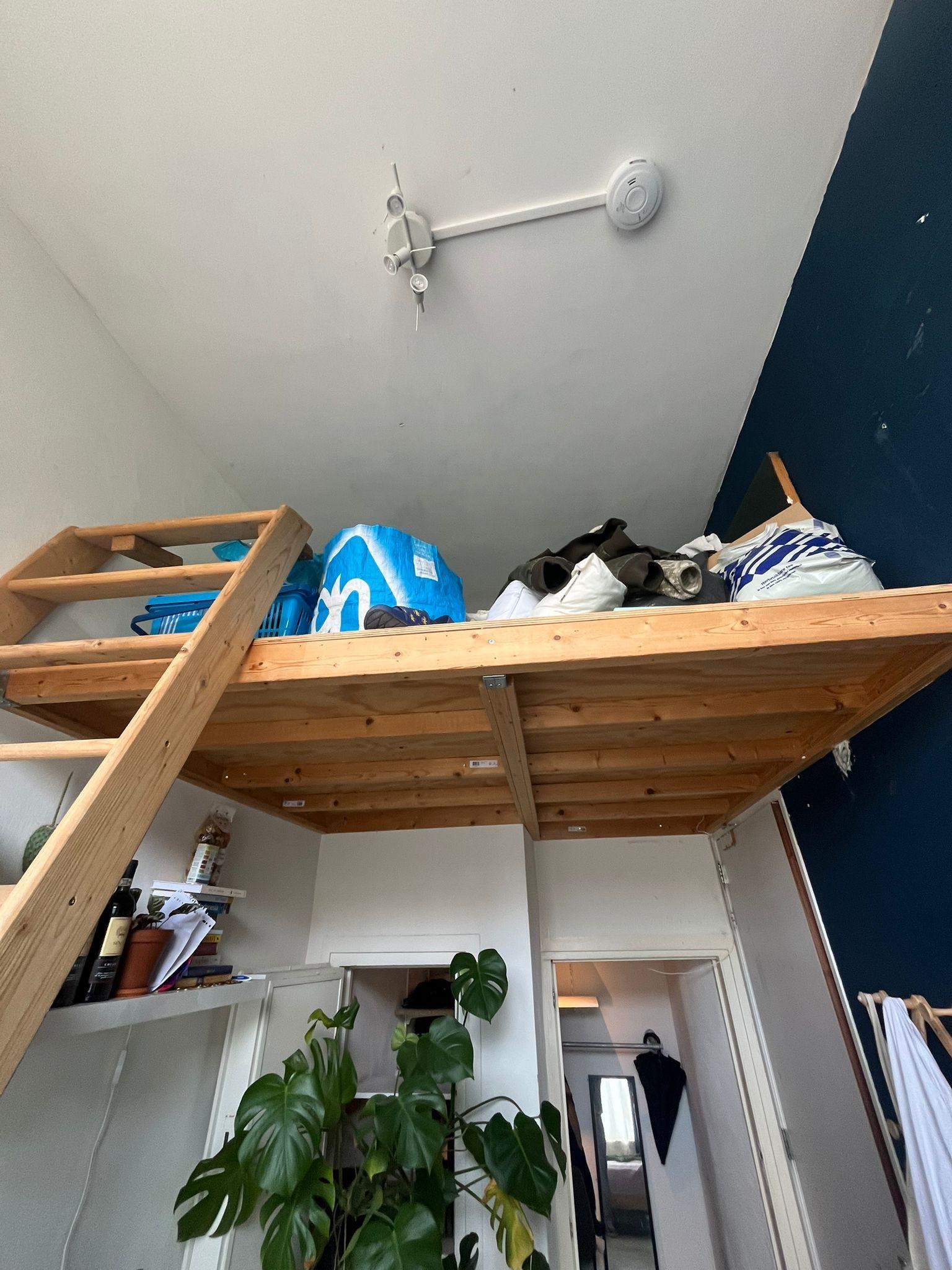 Image 2 of 3