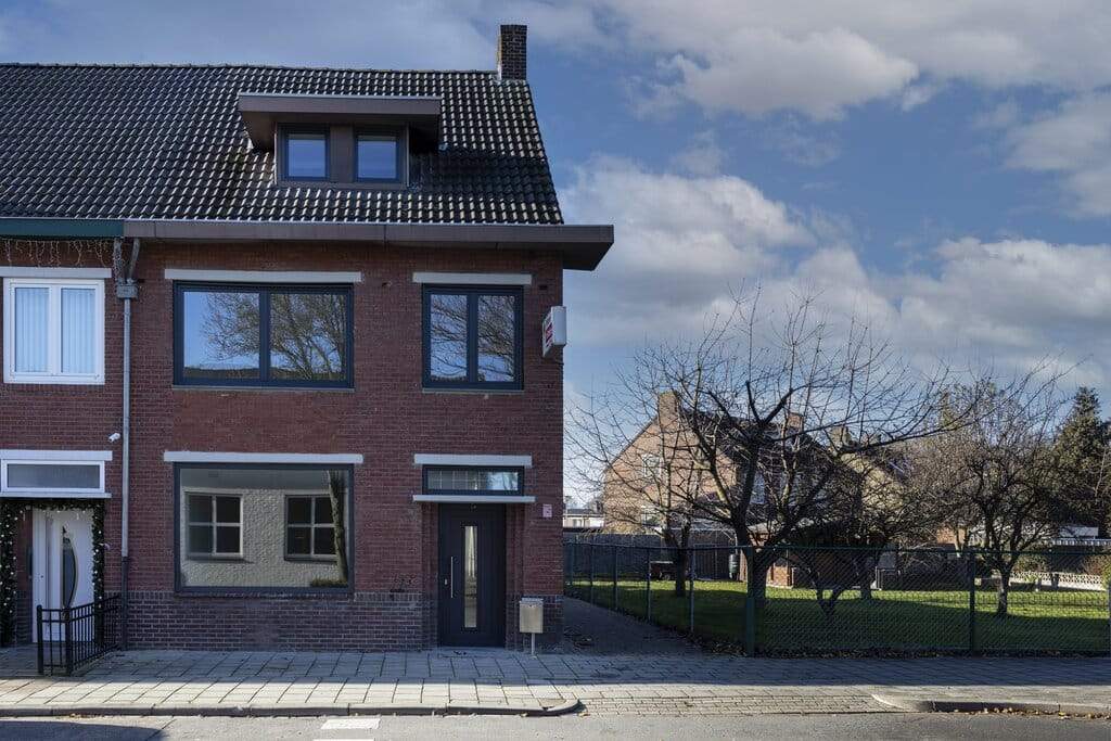Afbeelding 1 van 12