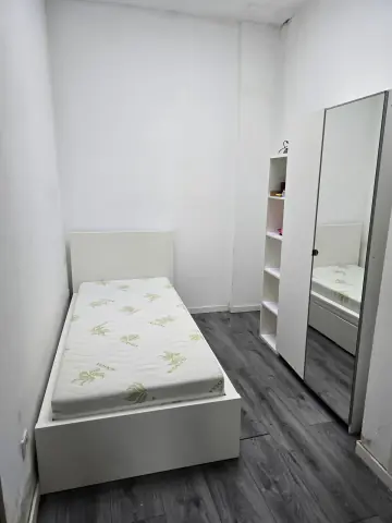 Gemeubileerde kamer Tollensstraat, Rotterdam - Te huur