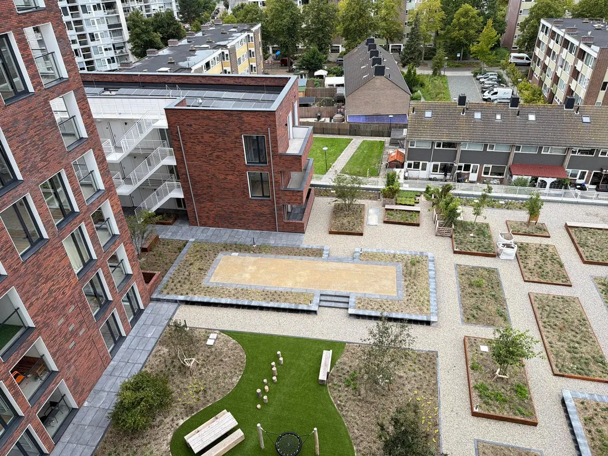 Image 19 of 26