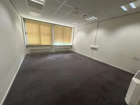 Habitación sin amueblar en Eemland, Assen - En alquiler