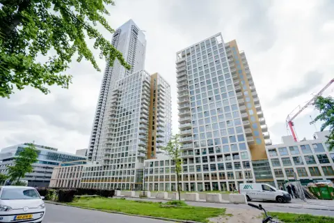 Apartamento en Gedempte Zalmhaven 96, Róterdam - En alquiler