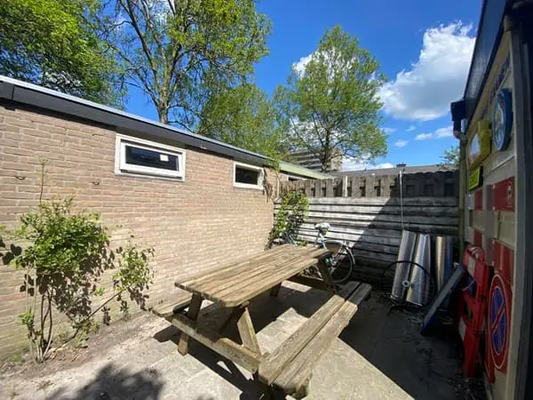 Image 10 of 10