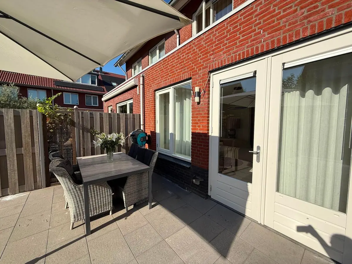 Bild 6 von 24