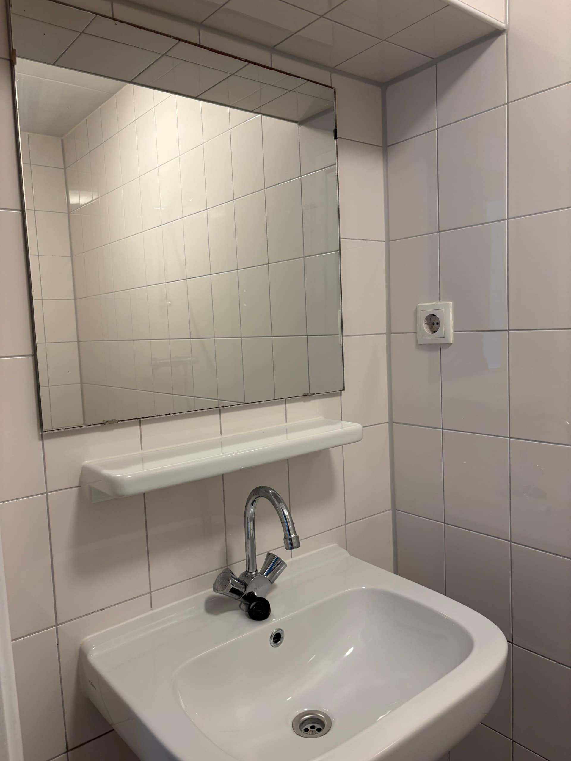 Image 14 of 15
