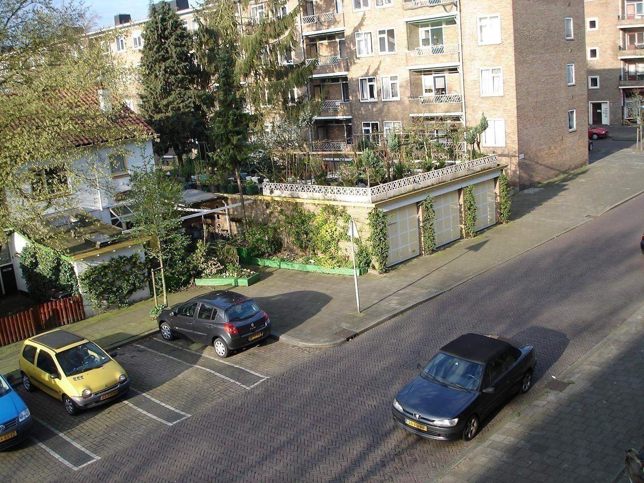 Image 1 of 8