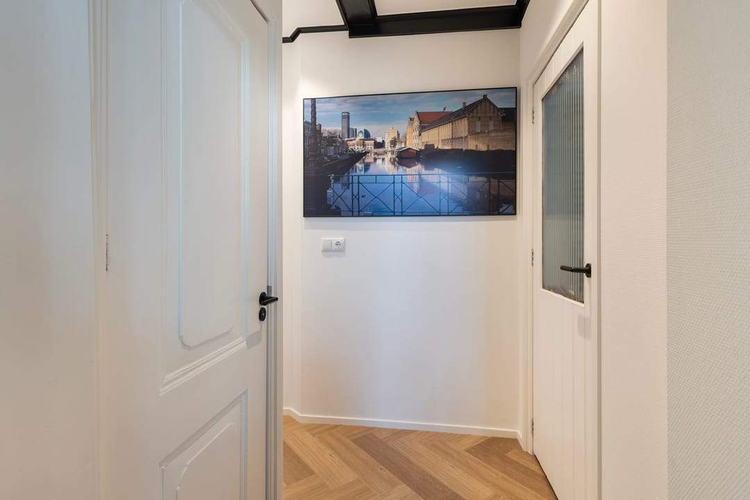 Image 13 of 25