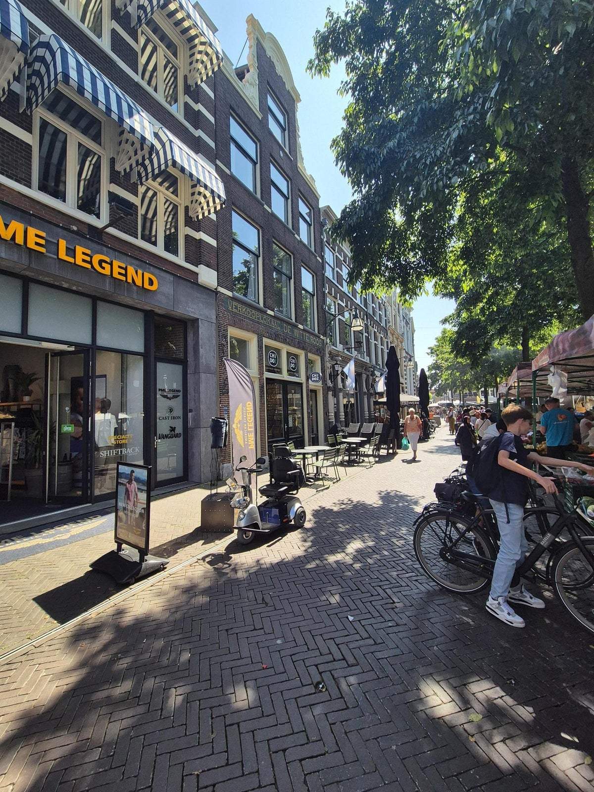 Afbeelding 1 van 17