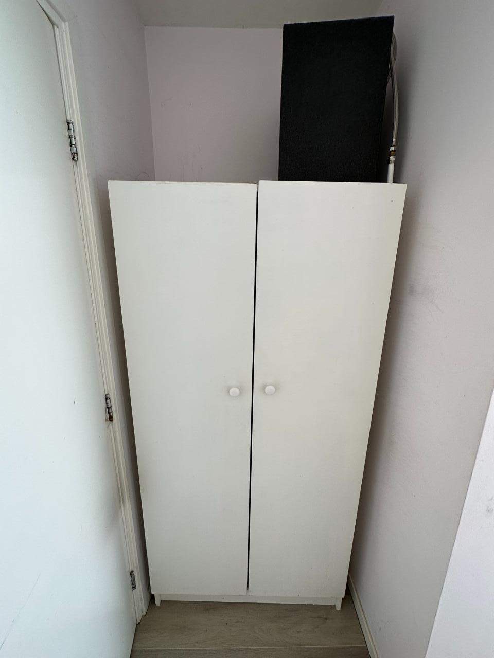 Image 3 of 5