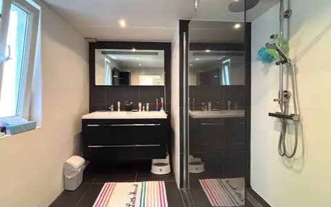 Casa Familiar De Bussels, Veldhoven - En Alquiler
