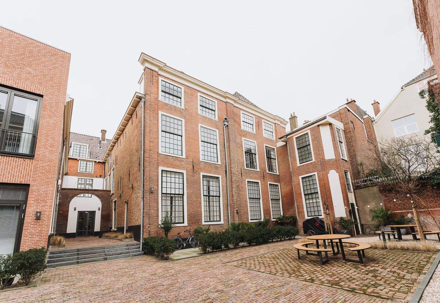 Afbeelding 1 van 12
