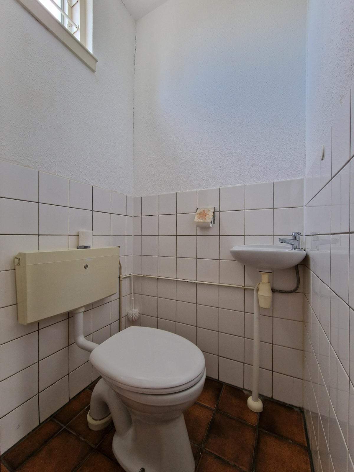 Image 10 of 26
