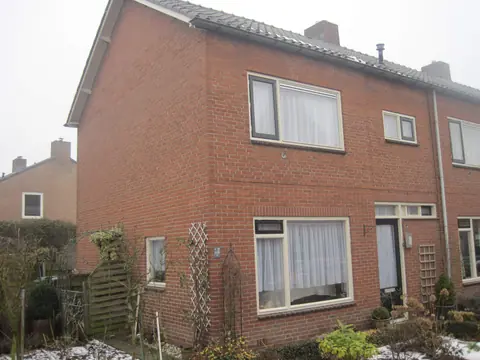 Casa de esquina en Schoolstraat 9, Beek - En alquiler