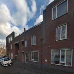 Image 2 of 4