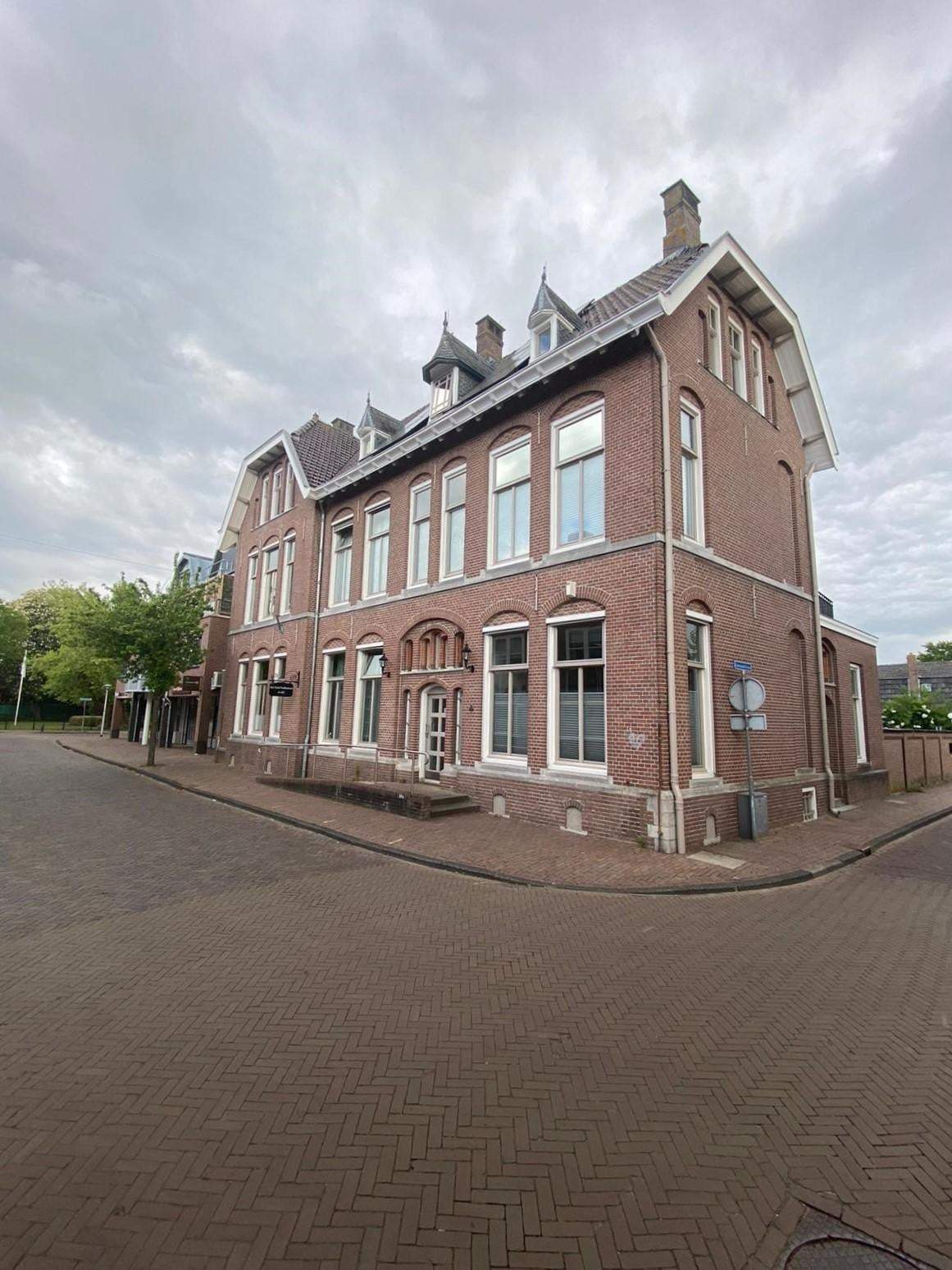 Afbeelding 1 van 26