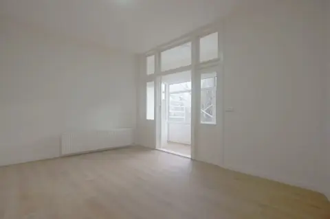 Flat Bergweg 244 B, Rotterdam - For Rent
