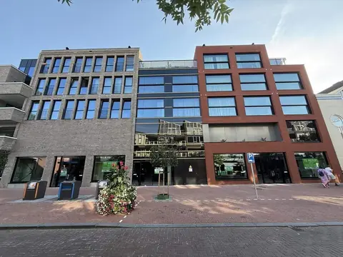 Apartamento en Concourslaan, Hoofddorp - En alquiler