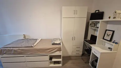 Gemeubileerde studiokamer te huur aan de Oranjelaan, Den Haag