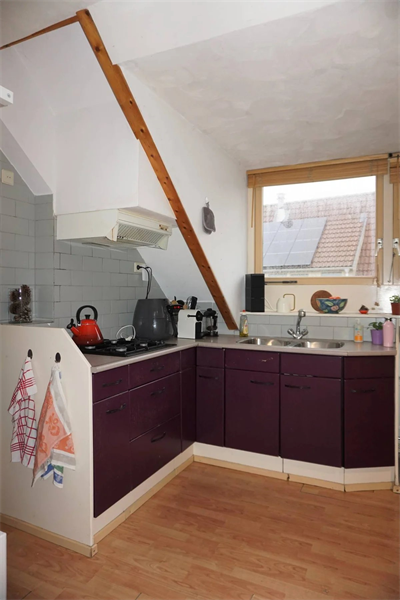 Bild 1 von 12