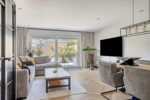 Maison familiale meublée de 4 pièces Simon Vinkenoogstraat, Leiderdorp - À louer