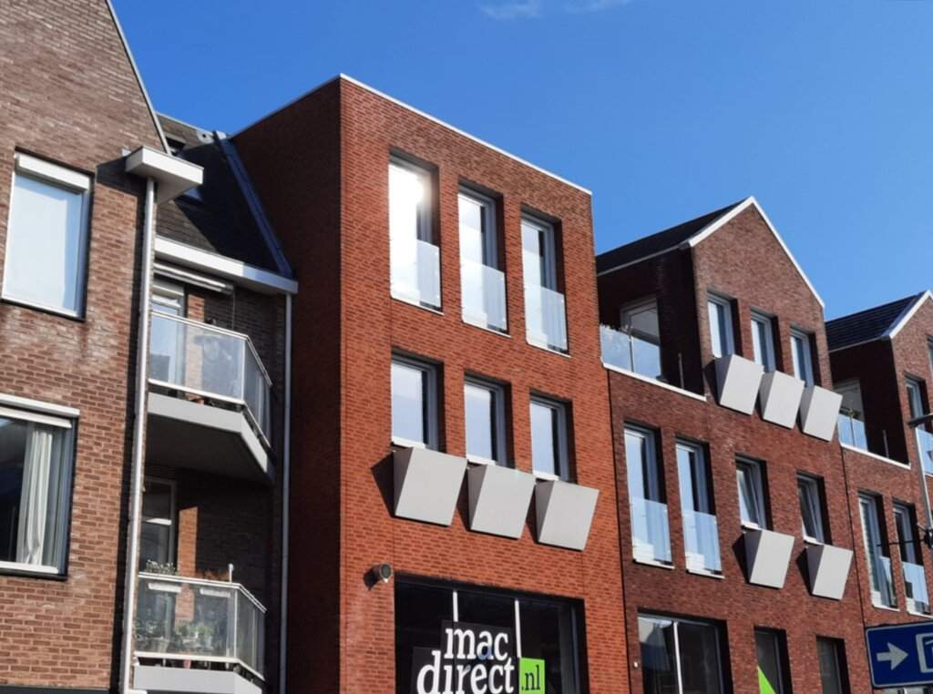 Afbeelding 1 van 12