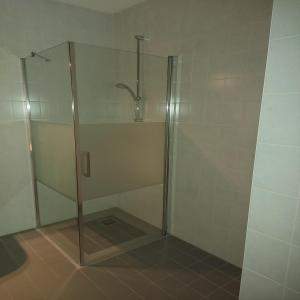 Image 5 of 7