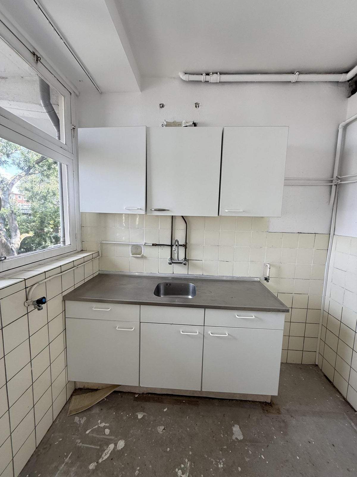 Bild 1 von 28