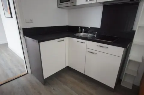 Chambre privée meublée avec cuisine et salle de bain, Noordeinde, Rotterdam - À louer