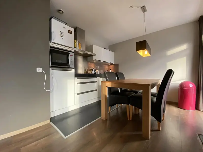 Image 4 of 13