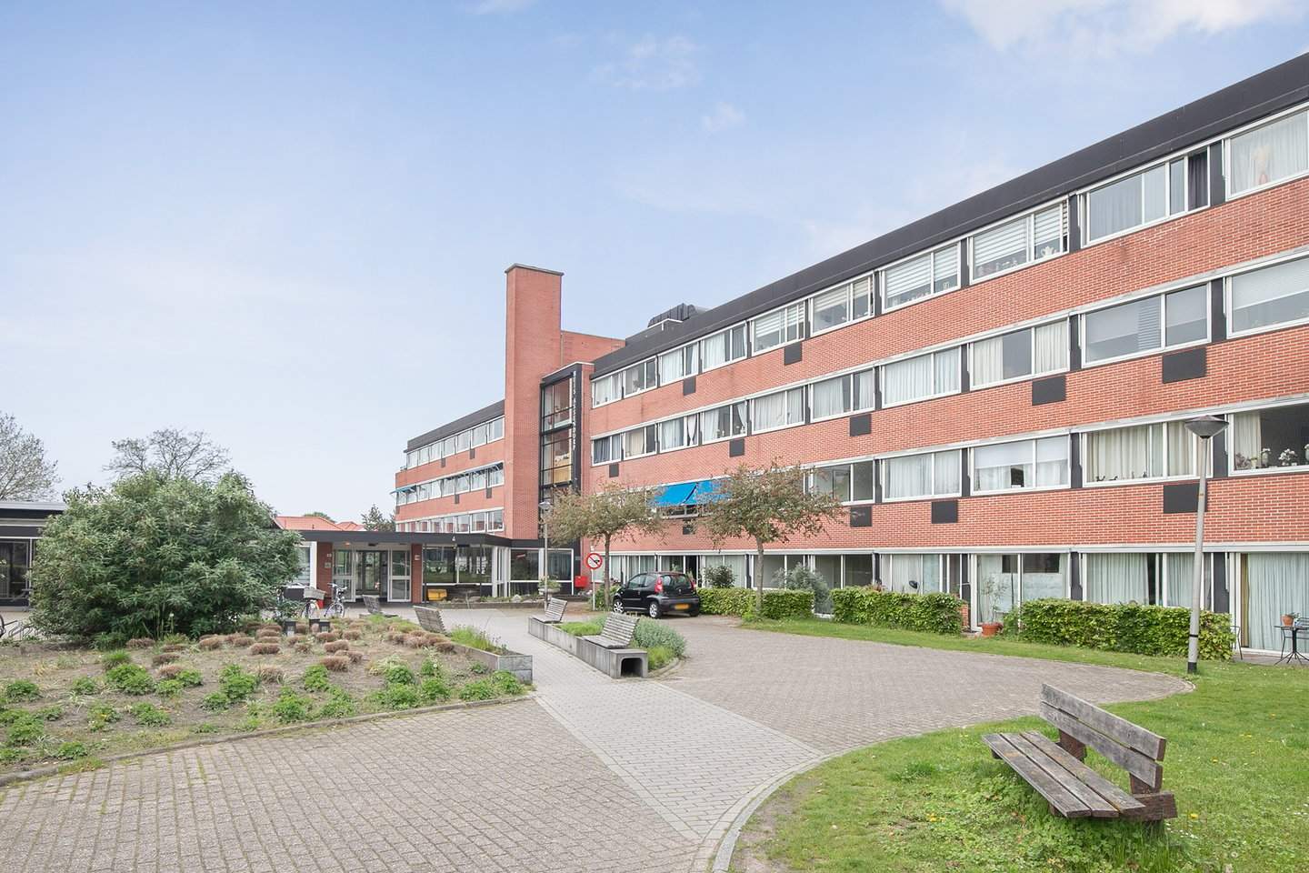 Afbeelding 1 van 12