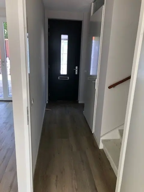 Image 10 of 22