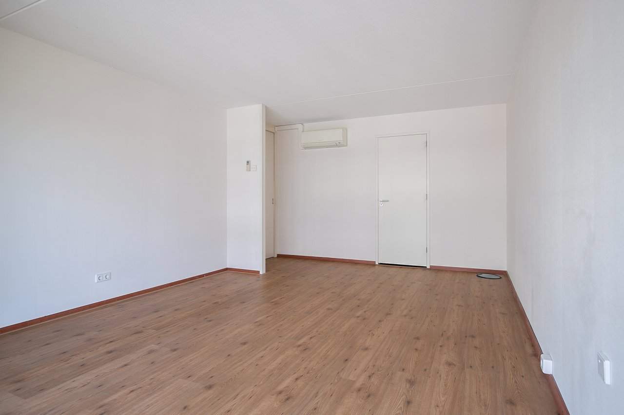 Bild 6 von 16
