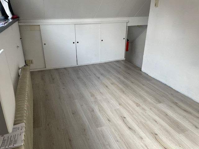Bild 2 von 8