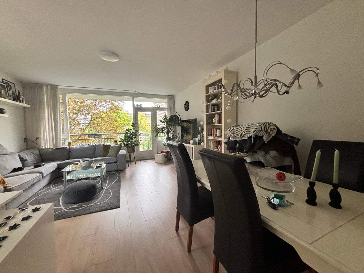 Bild 1 von 4