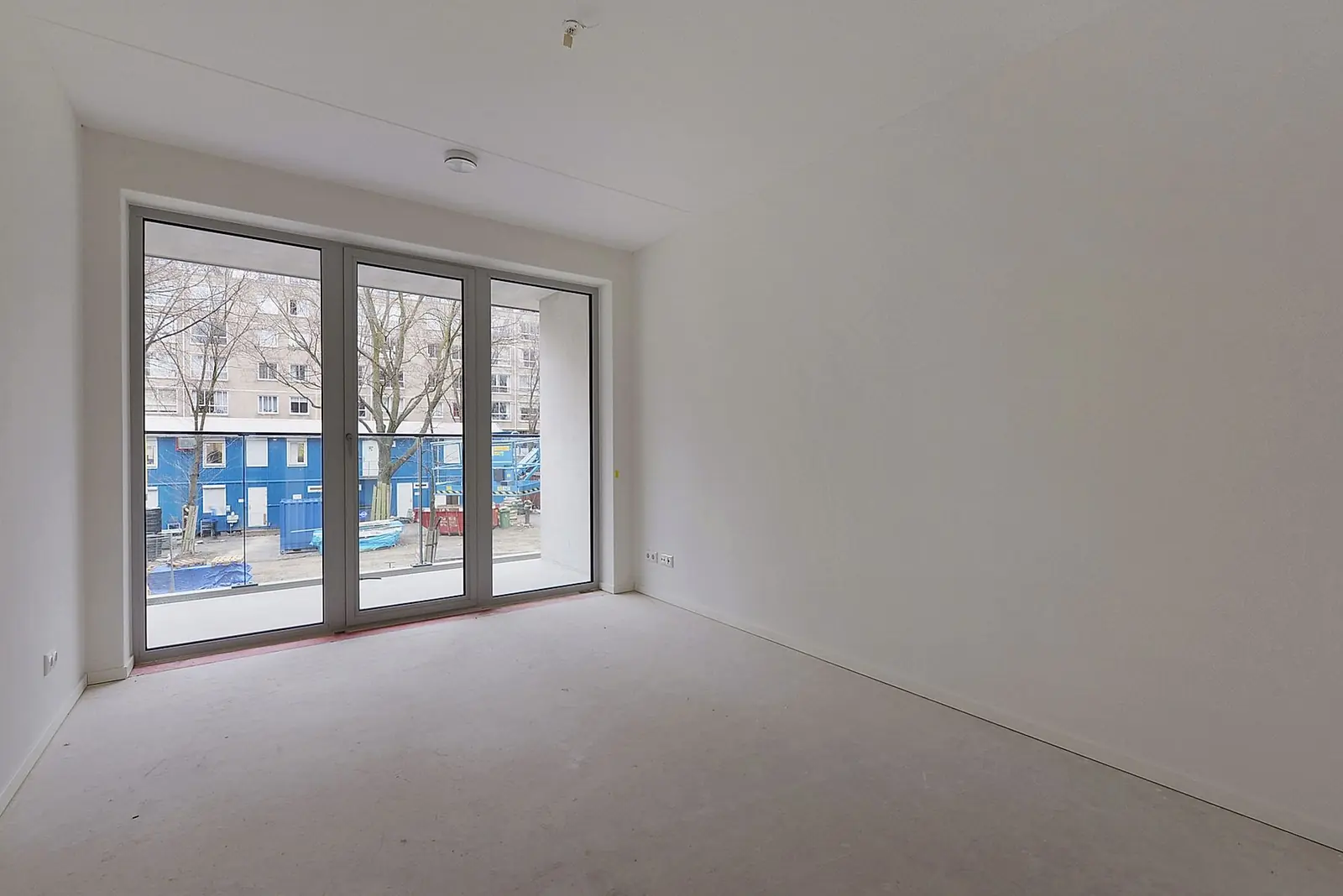 Image 8 of 8