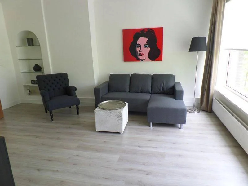 Image 5 of 10