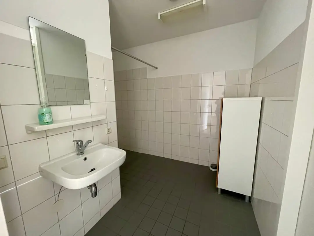Image 7 of 12