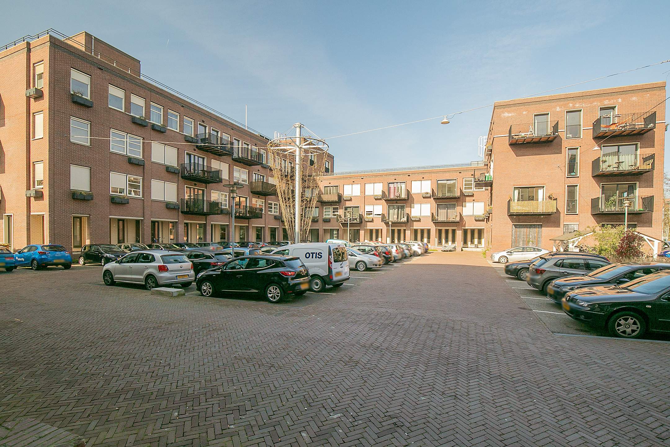 Afbeelding 1 van 20