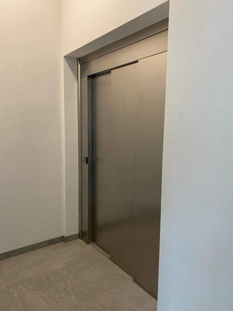 Image 3 of 12