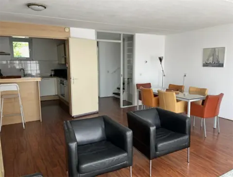 Drive-in woning Industriehaven, Hellevoetsluis - Te Huur