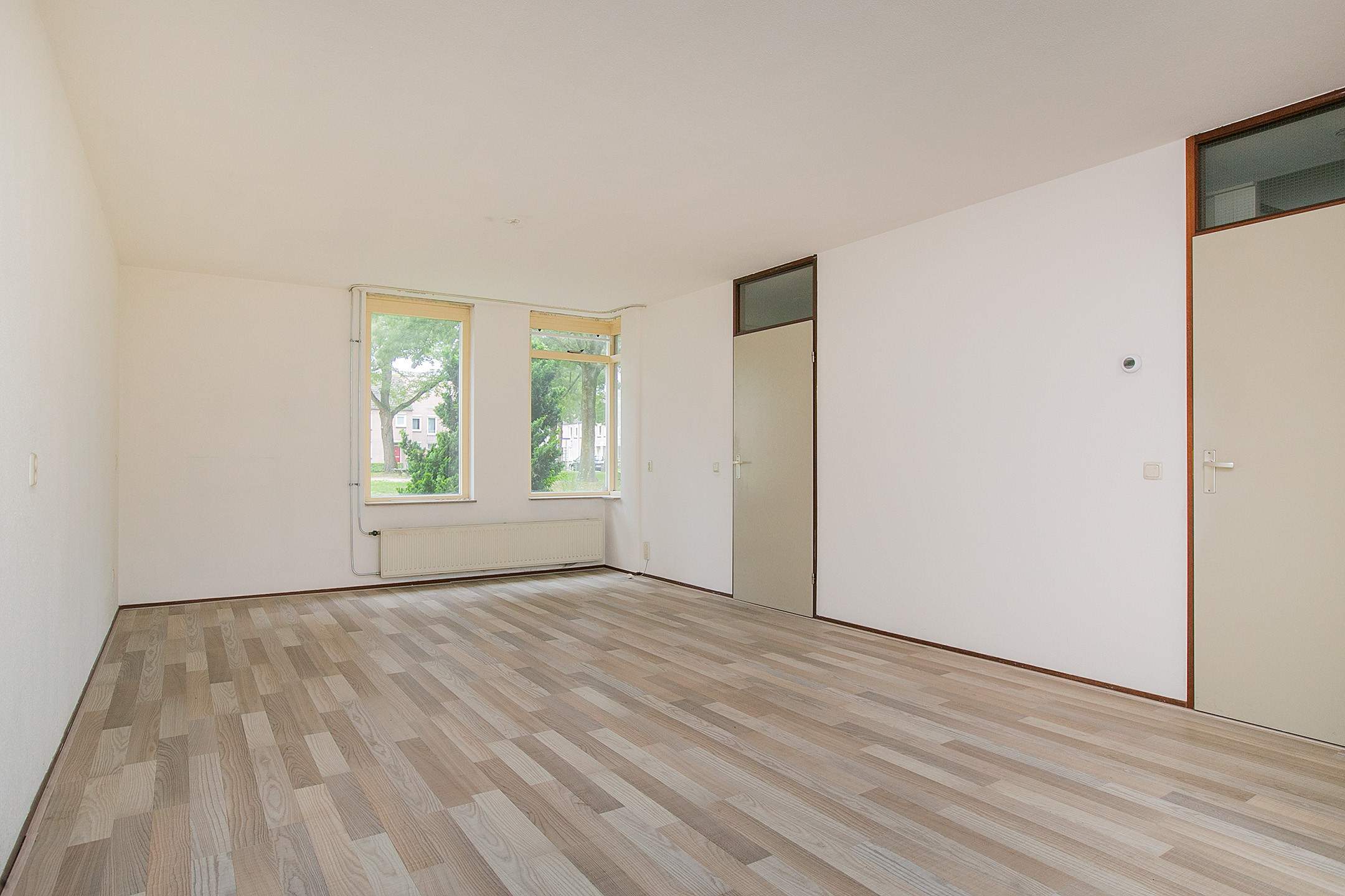Bild 2 von 16