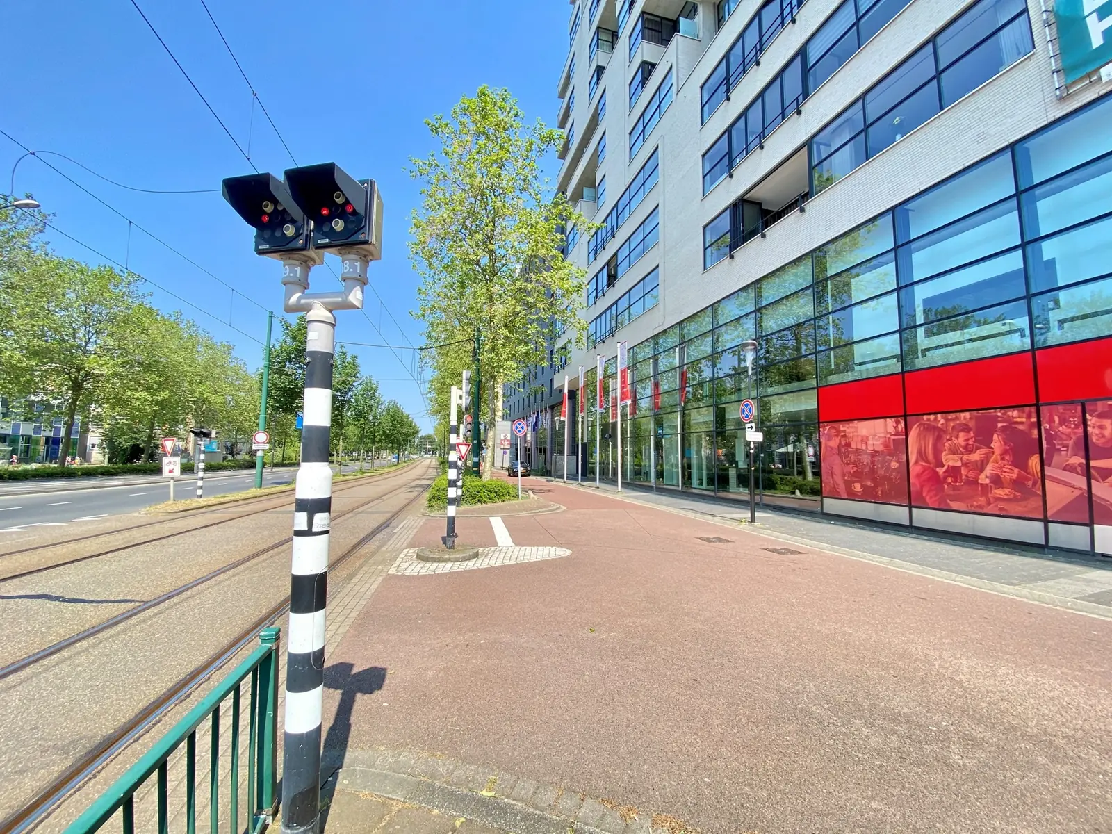 Image 26 sur 28