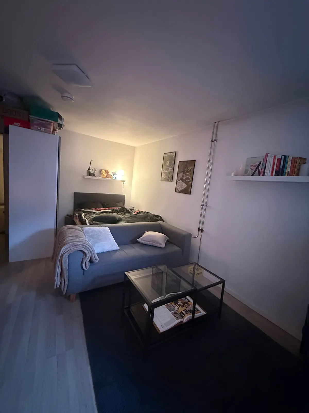 Image 4 of 4