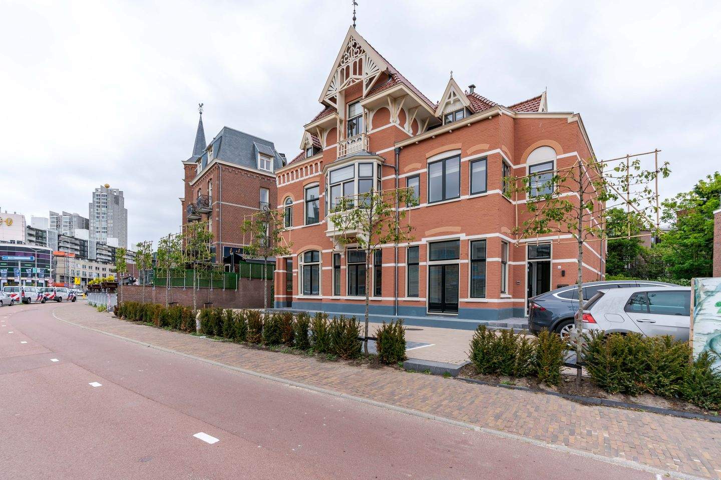 Afbeelding 1 van 12