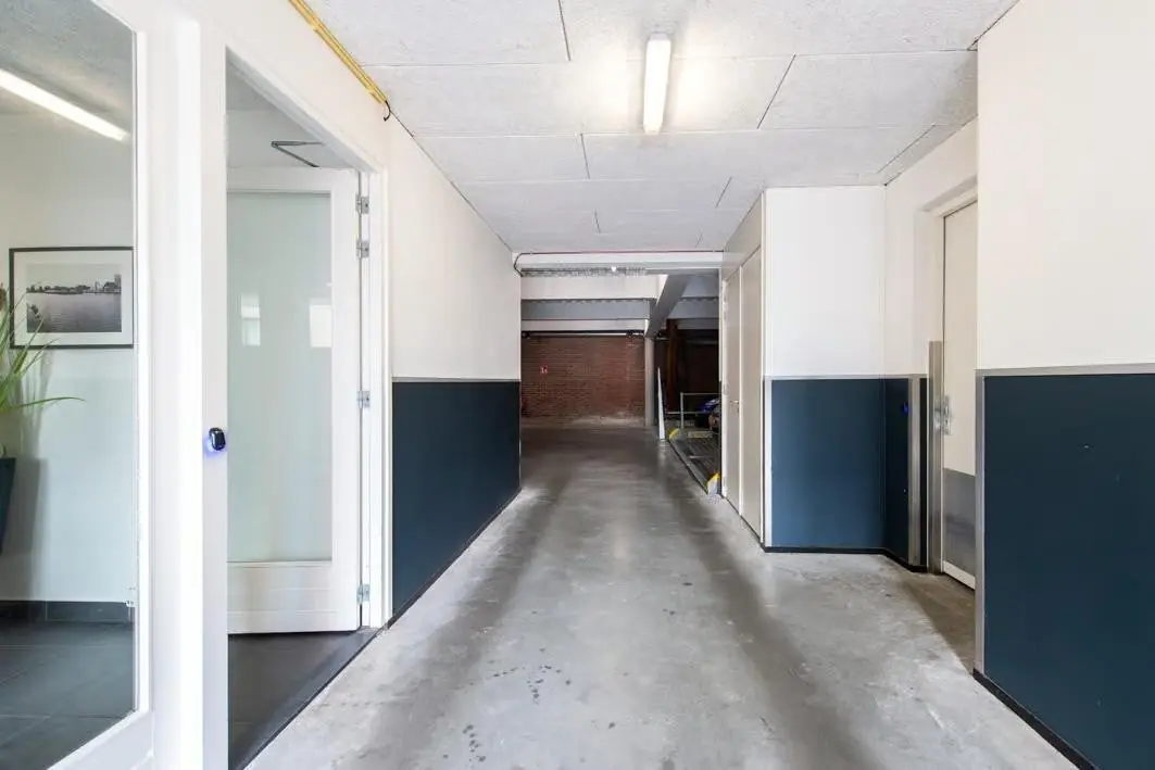 Image 19 of 20