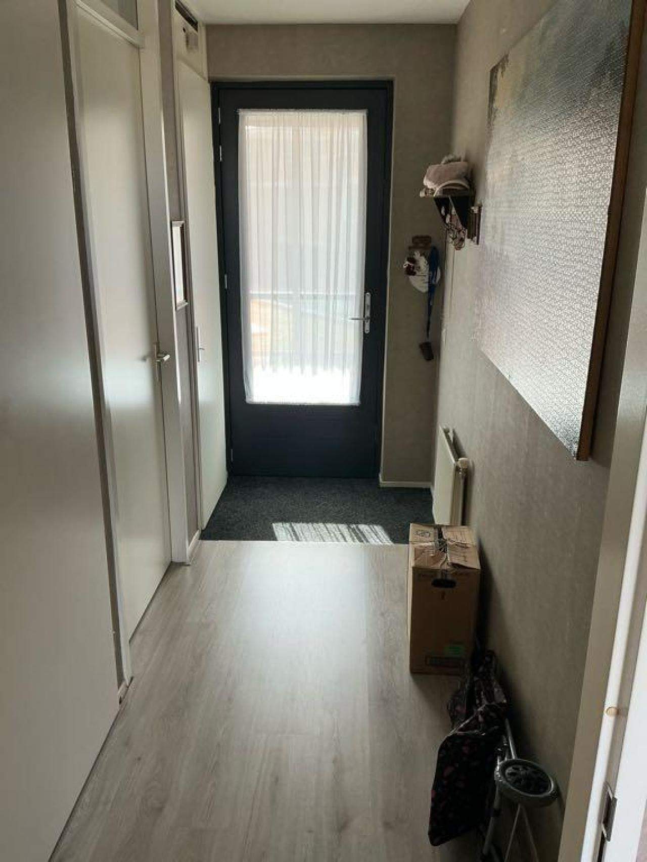 Bild 3 von 9